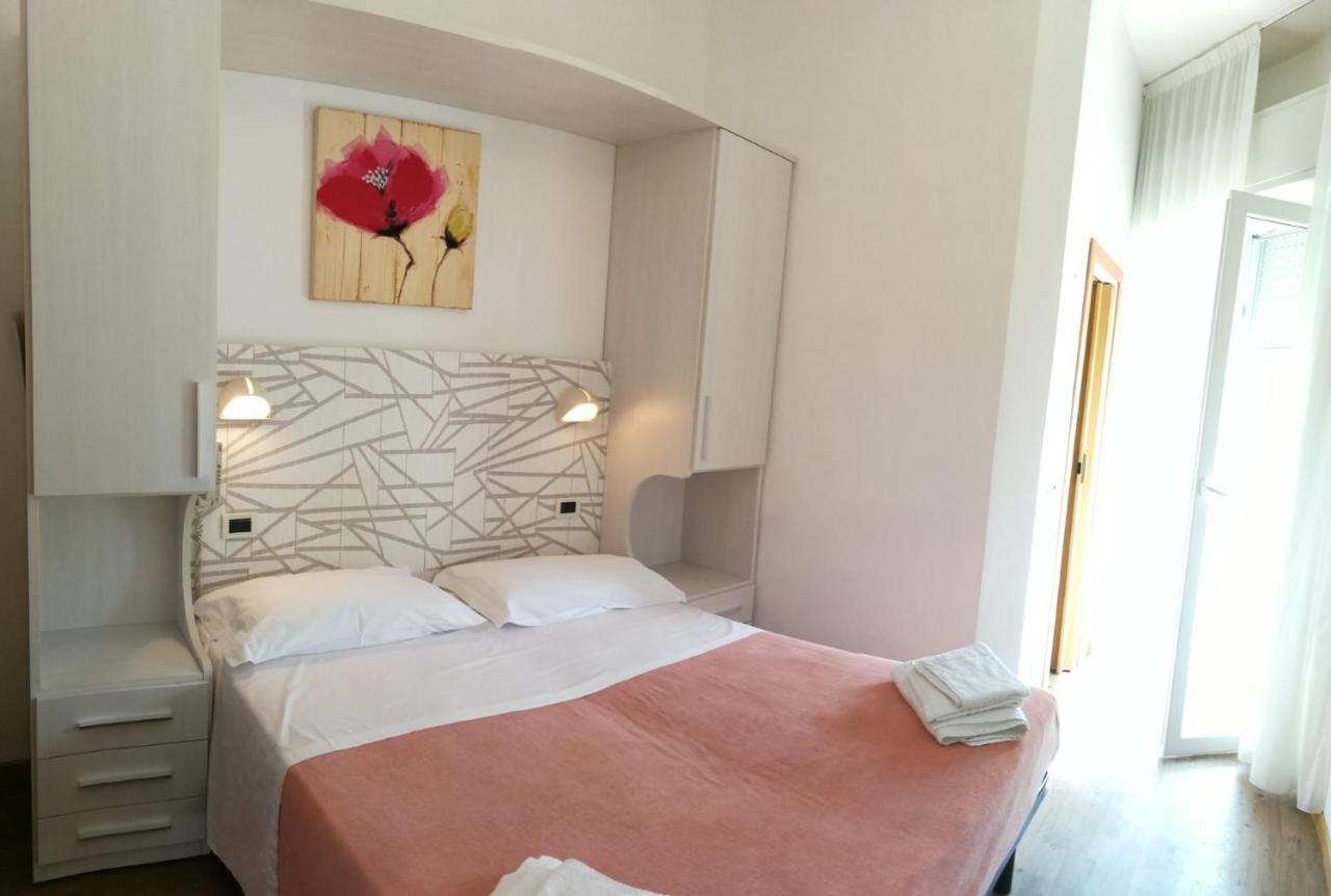 Hotel Luana Rimini Exterior photo